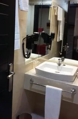 Classic Tek Büyük Yataklı Oda