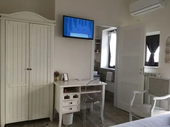 Classic Tek Büyük Yataklı Oda