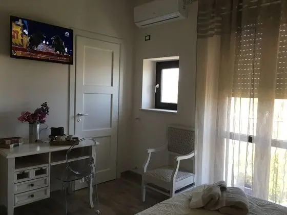 Classic Tek Büyük Yataklı Oda