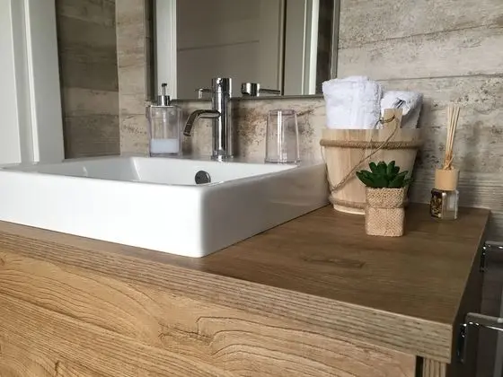 Senior Tek Büyük Yataklı Oda