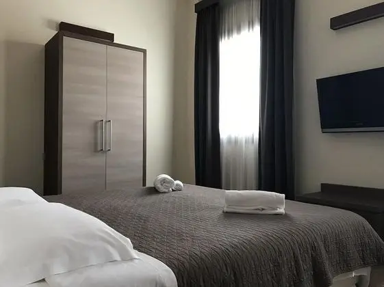 Tek Büyük veya İki Ayrı Yataklı Oda