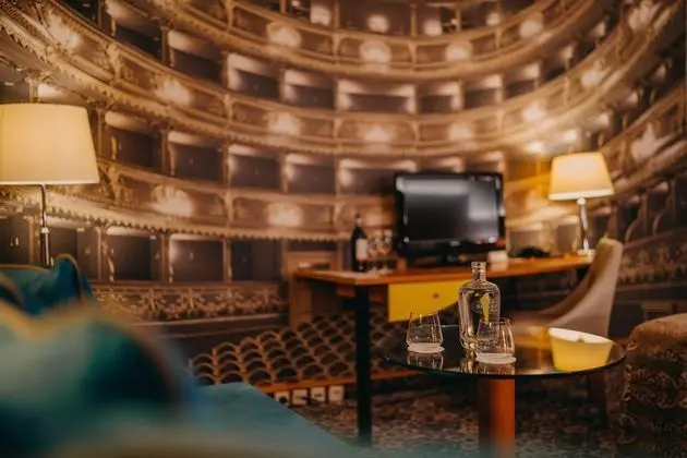 Junior Süit, Business Dinlenme Salonu Kullanımı