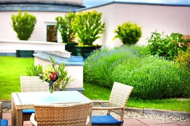 Junior Süit, Business Dinlenme Salonu Kullanımı