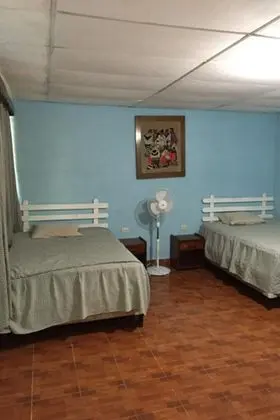 Tek Büyük veya İki Ayrı Yataklı Oda, 1 Çift Kişilik veya 2 Tek Kişilik Yatak, Özel Banyo