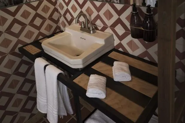 CHAYO Room