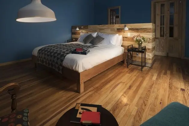 LICHA Master Suite