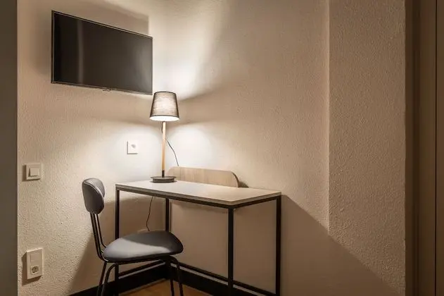 Tek Kişilik Oda (Interior)