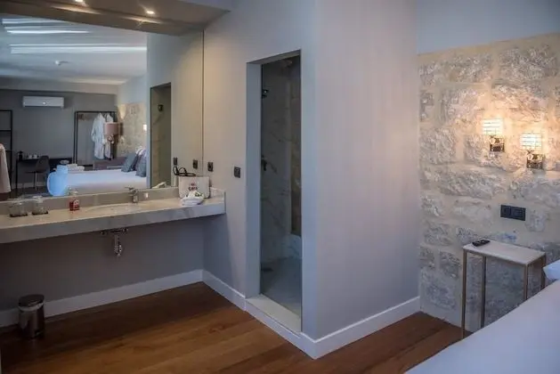 Superior Tek Büyük veya İki Ayrı Yataklı Oda