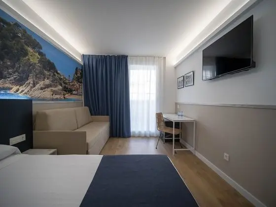 Superior Dört Kişilik Oda (2 adults + 2 children)