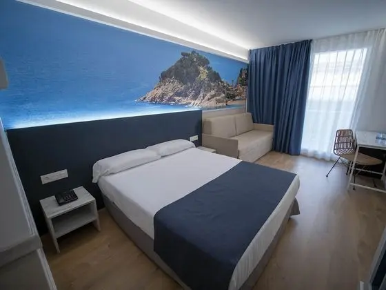 Superior Dört Kişilik Oda (2 adults + 2 children)