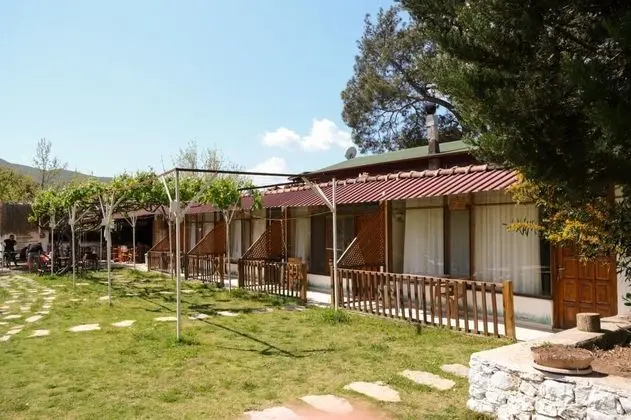 1+1 Taş Aile Odası, Bahçe Manzaralı, Verandalı