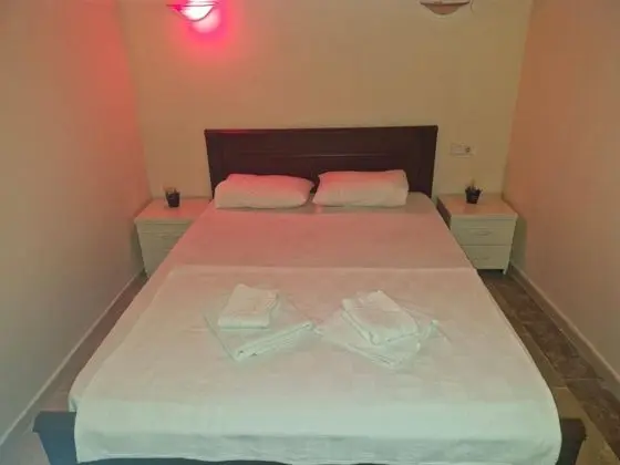 1+1 Taş Aile Odası, Bahçe Manzaralı, Verandalı