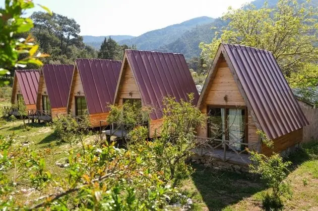 Bungalow, Bahçe Manzaralı, Balkonlu