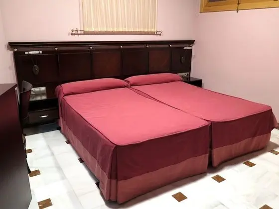 Basic İki Ayrı Yataklı Oda