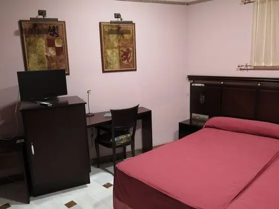 Basic Tek Büyük Yataklı Oda