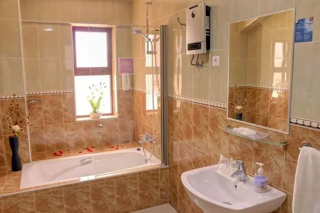 Tek Büyük Yataklı Oda (2+1)
