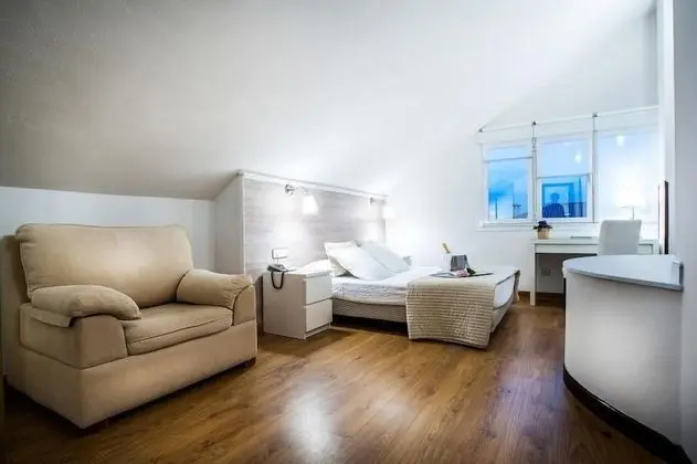 Tek Büyük veya İki Ayrı Yataklı Oda