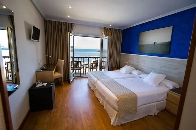 Tek Büyük Yataklı Oda, Deniz Manzaralı