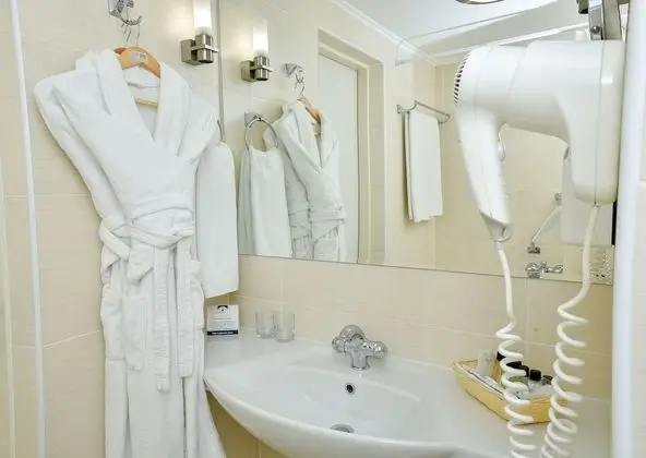 Standard Tek Büyük veya İki Ayrı Yataklı Oda