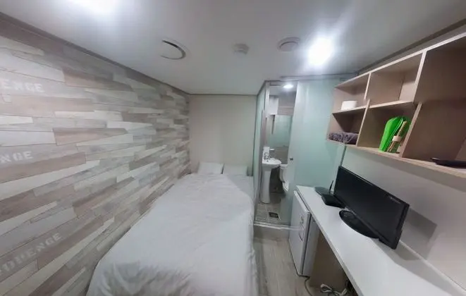 Basic Tek Büyük Yataklı Oda, Özel Banyo, Şehir Manzaralı