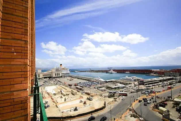 Süit, 1 Büyük (Queen) Boy Yatak, Balkon, Deniz Manzaralı