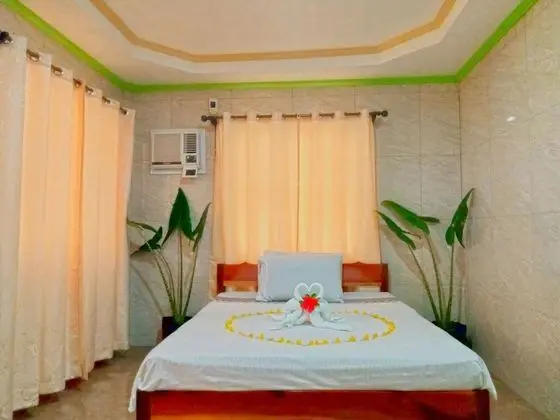 Villa, 1 Büyük (Queen) Boy Yatak, Sigara İçilmez