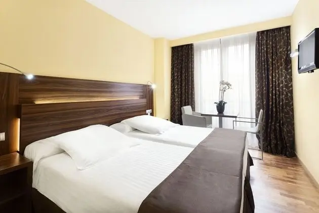 Tek Büyük Yataklı Oda (Twin + Child)