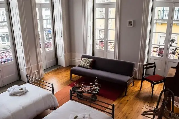 Tek Büyük Yataklı Oda, Ortak Banyo