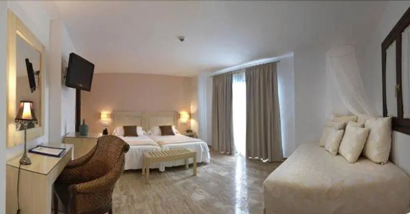 Tek Büyük Yataklı Oda