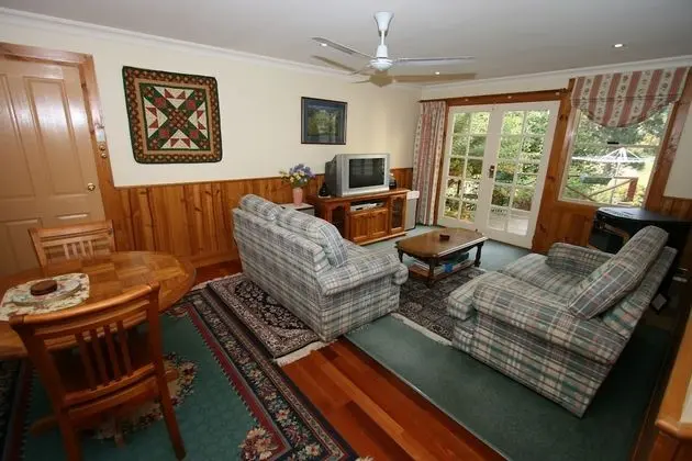 Standard Süit, 2 Yatak Odası, Sigara İçilmez, Küçük Mutfak (RIVER VIEW APARTMENT)