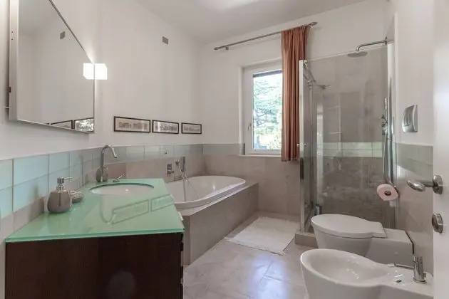Deluxe Apart Daire, 2 Banyolu, Bahçe Manzaralı