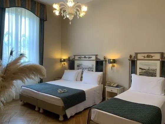 Classic Üç Kişilik Oda