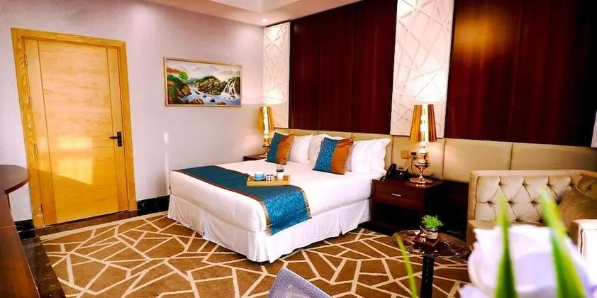Junior Suite Airport