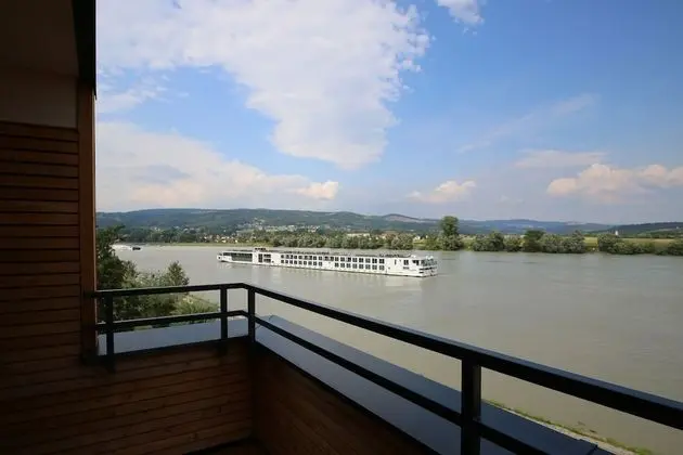 Tek Büyük Yataklı Oda, Balkon