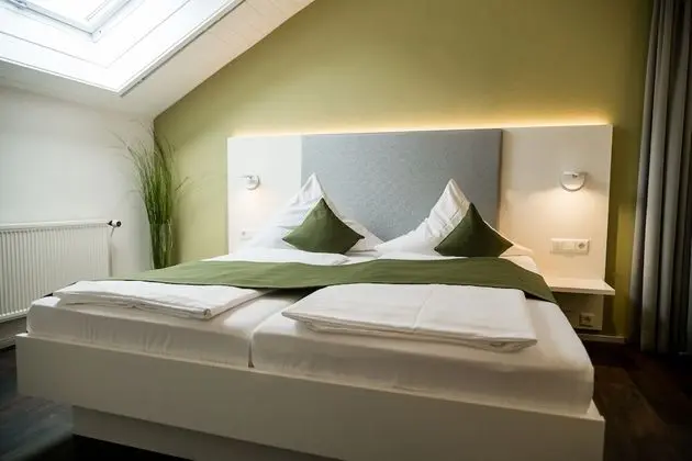 Design Tek Büyük Yataklı Oda