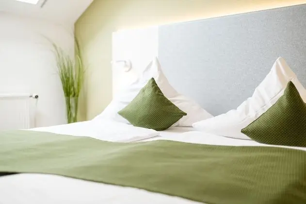 Design Tek Büyük Yataklı Oda