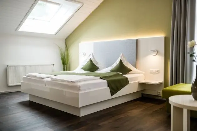 Design Tek Büyük Yataklı Oda