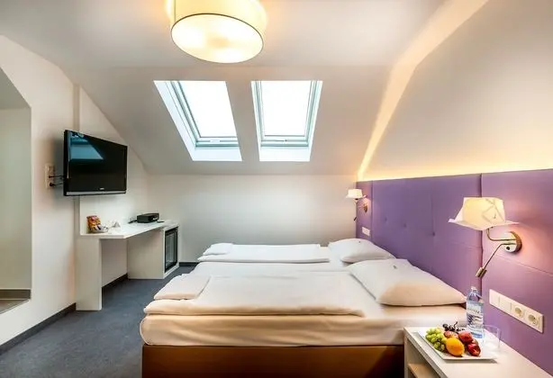 Comfort Tek Büyük Yataklı Oda