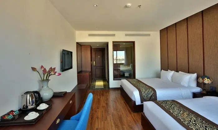 Deluxe Üç Kişilik Oda
