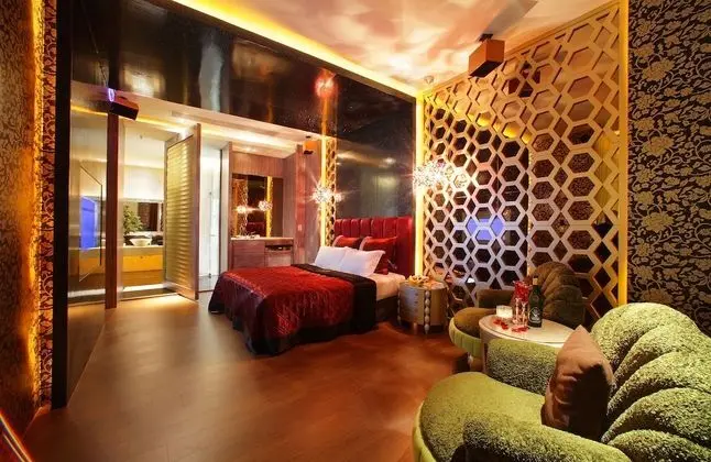 Deluxe Tek Büyük Yataklı Oda, Küvet