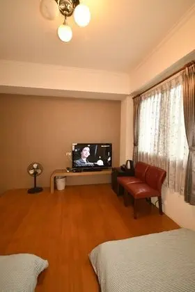 Basic İki Ayrı Yataklı Oda