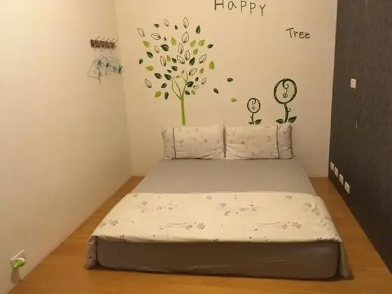 Tek Büyük Yataklı Oda, Penceresiz
