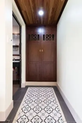 Giysi dolabı