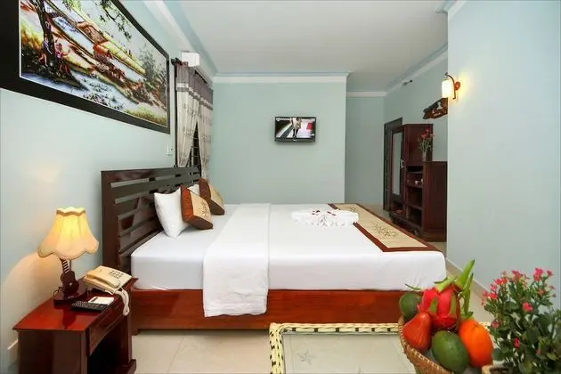 Deluxe Tek Büyük Yataklı Oda, Nehir Manzaralı (Double Room )