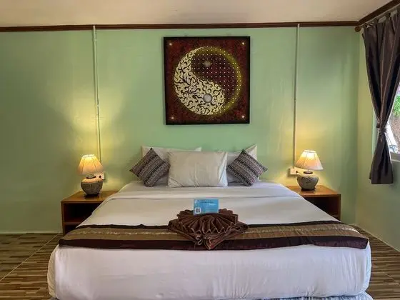 Deluxe Beach Front Cottage with Double Bed
