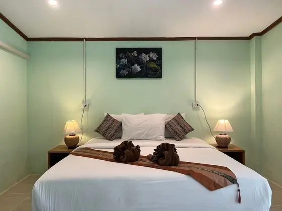 Deluxe Cottage with Double Bed and Garden View