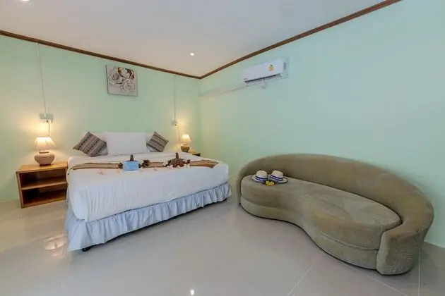 Deluxe Cottage with Double Bed and Garden View