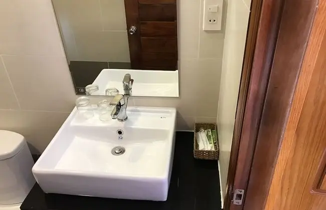 Standard Üç Kişilik Oda, Sigara İçilmez, Avlu