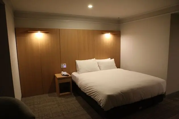 Standard Tek Büyük Yataklı Oda, Nehir Manzaralı