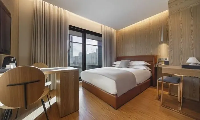 Deluxe Tek Büyük Yataklı Oda, Teras